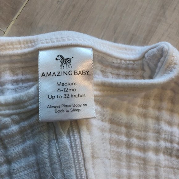 Bundle of Muslin Sleep Sacks Size 6-12M - Picture 3 of 4